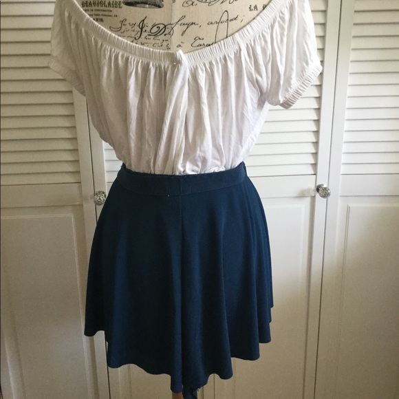 H&M Navy Blue Shorts - Picture 3 of 7